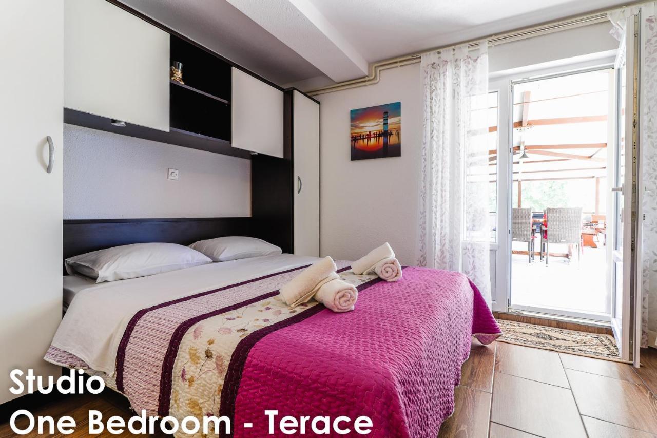 Relax - Big Terace & Grill Apartment *