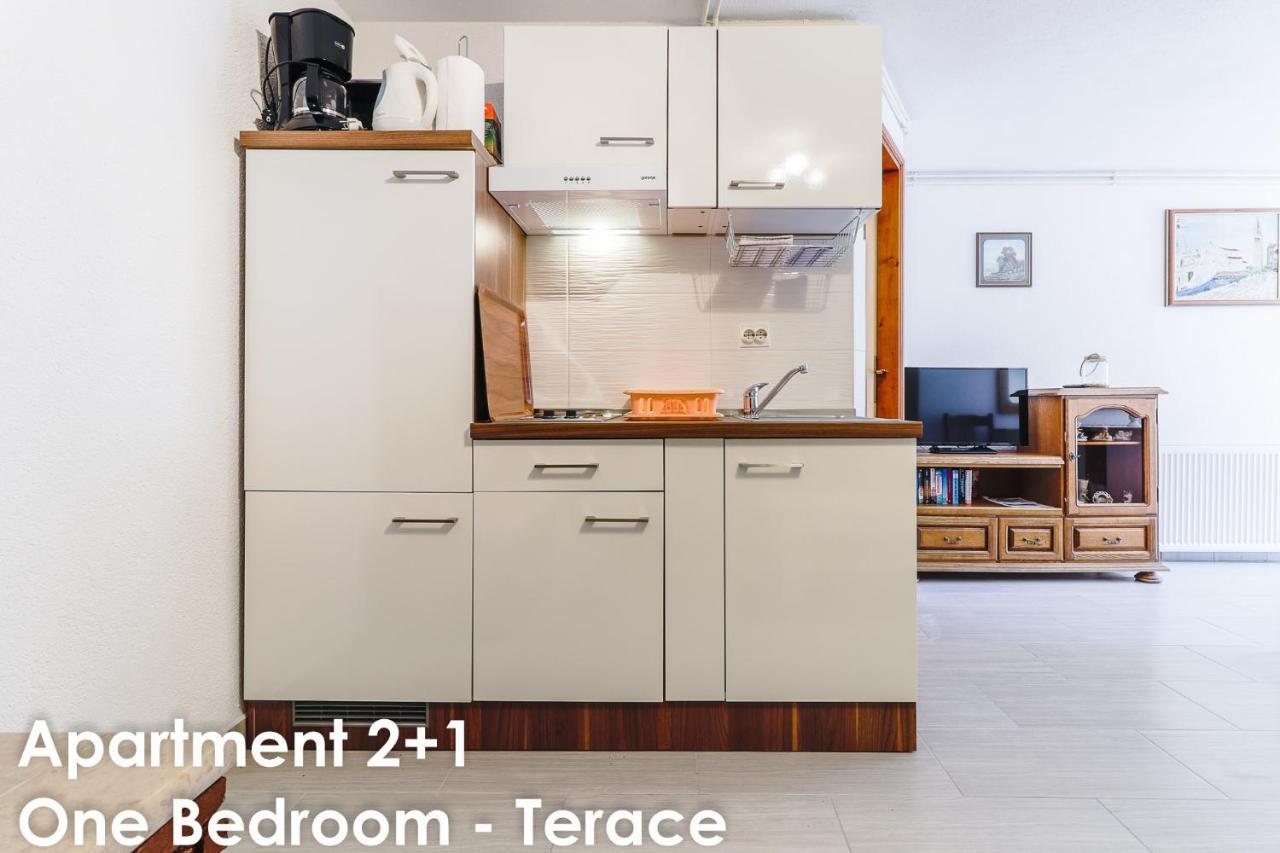 Relax - Big Terace & Grill Apartment *